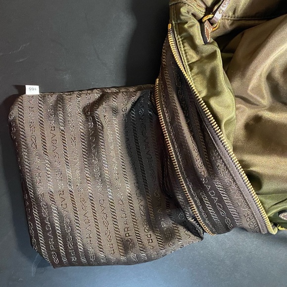 Vintage Prada Tessuto Green Crossbody Shoulder Bag - Picture 12 of 16